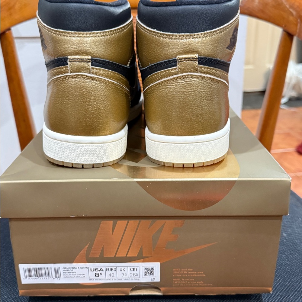 NEW Jordan Black and Gold High-Top Sneakers - Picture 10 of 11